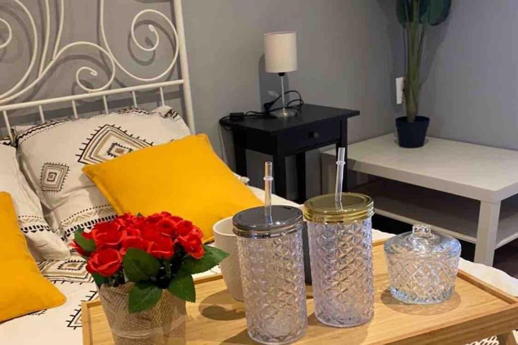 Apartment Superbe Full Equipe Avec Cour Exterieur *